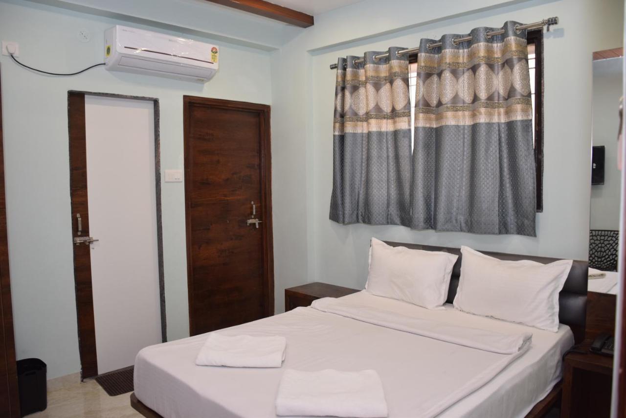 Shankar Residency, Akkalkot Akalkot Bagian luar foto