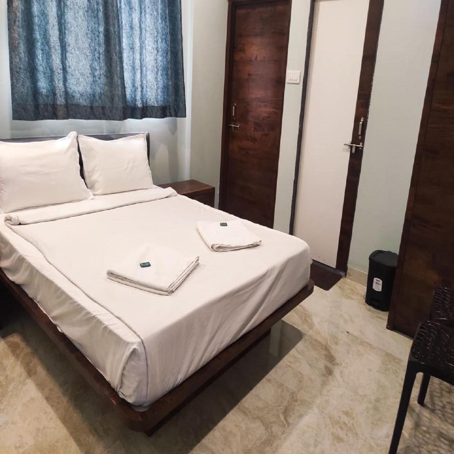 Shankar Residency, Akkalkot Akalkot Bagian luar foto