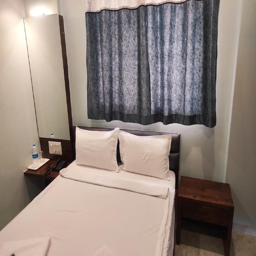 Shankar Residency, Akkalkot Akalkot Bagian luar foto