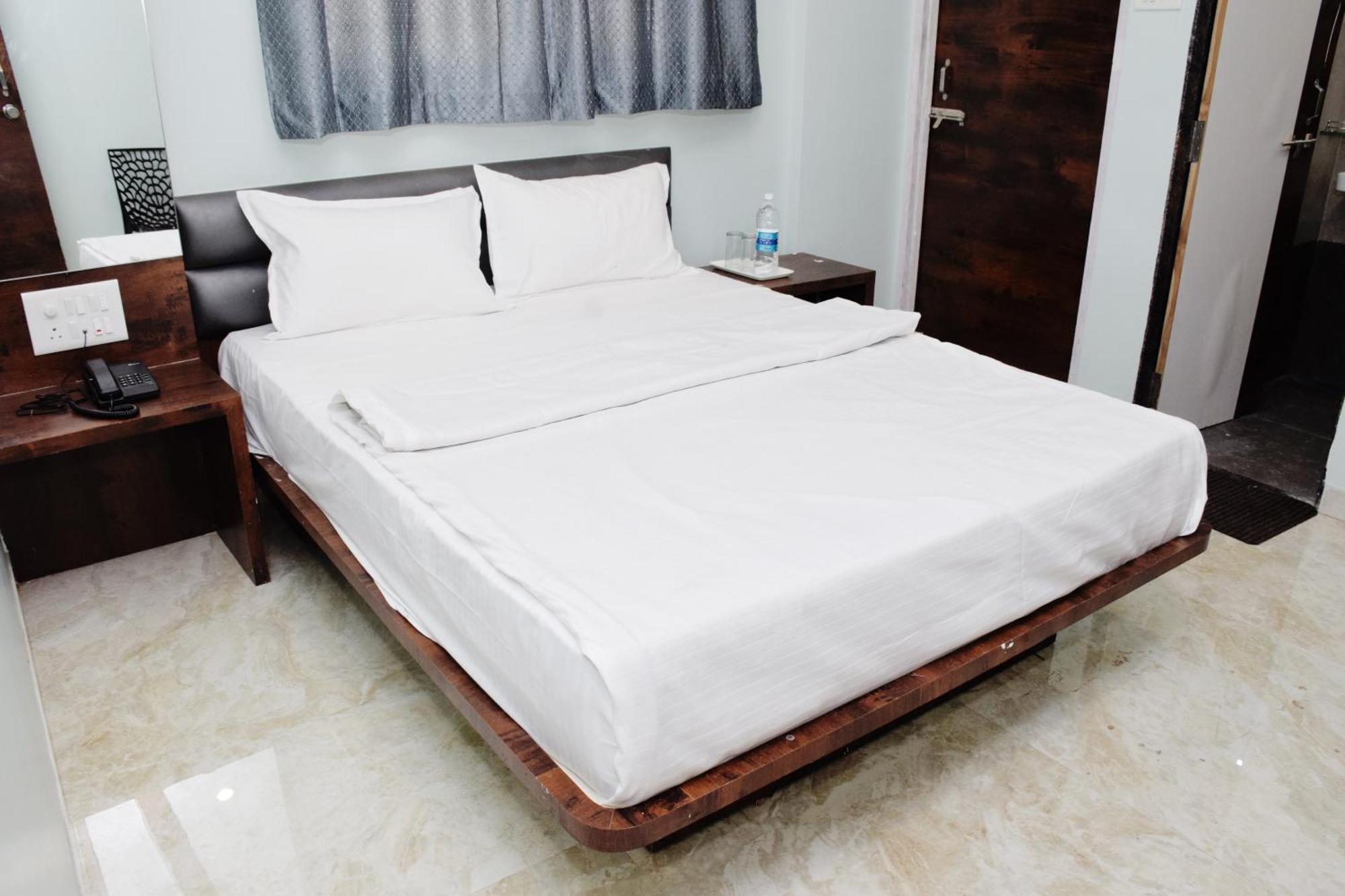 Shankar Residency, Akkalkot Akalkot Bagian luar foto